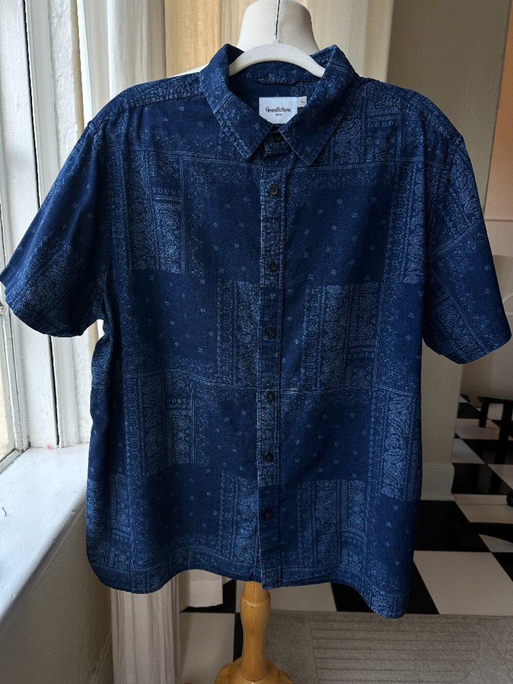 Goodfellow & Co Men’s XL Navy Bandana Print Short Sleeve Cotton Shirt